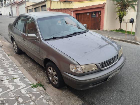 TOYOTA COROLLA 1.8 XEI 16V GASOLINA 4P AUTOMÁTICO TOYOTA COROLLA 1.8 XEI 16V GASOLINA 4P AUTOMÁTICO